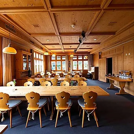 Roessli Otel Bonaduz